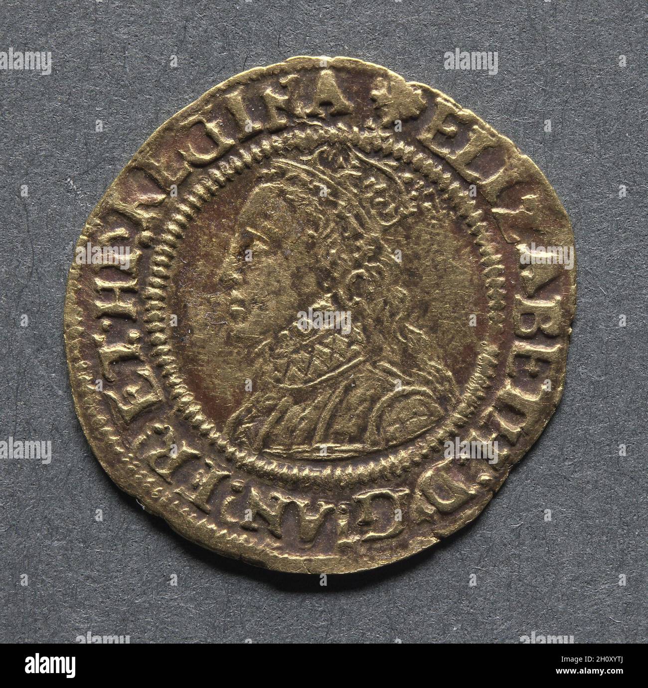 HalfCrown: Elisabetta i (obversa), 1560-1561. Inghilterra, Elizabeth i, 1558-1603. Oro; diametro: 1.7 cm (11/16 poll.). Foto Stock