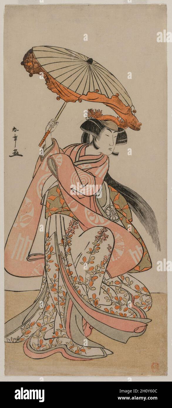 L'attore Segawa Kikunojo II Dancing with a Parasol, fine 1770. Katsukawa Shunshō (giapponese, 1726-1792). Stampa a blocchi di legno a colori; immagine: 33.3 x 14.6 cm (13 1/8 x 5 3/4 pollici). La danzatrice è decorata con le creste di tre attori kabuki: Ichimura Uzaemon IX, Nakamura Nakazo i e Nakamura Tomijuro I. Foto Stock L'attore Segawa Kikunojo II Dancing with a Parasol, fine 1770. Katsukawa Shunshō (giapponese, 1726-1792). Stampa a blocchi di legno a colori; immagine: 33.3 x 14.6 cm (13 1/8 x 5 3/4 pollici). La danzatrice è decorata con le creste di tre attori kabuki: Ichimura Uzaemon IX, Nakamura Nakazo i e Nakamura Tomijuro I. Foto Stock