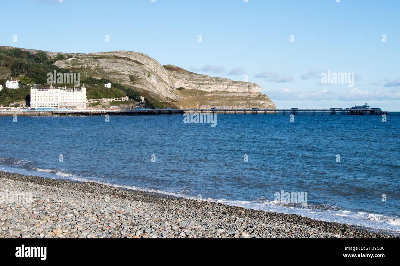 Llandudno Pier e Great Orme Foto Stock