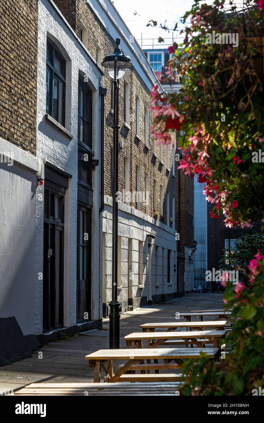 Middleton Place, un vicolo stretto a Marylebone, Londra, Inghilterra, Regno Unito Foto Stock