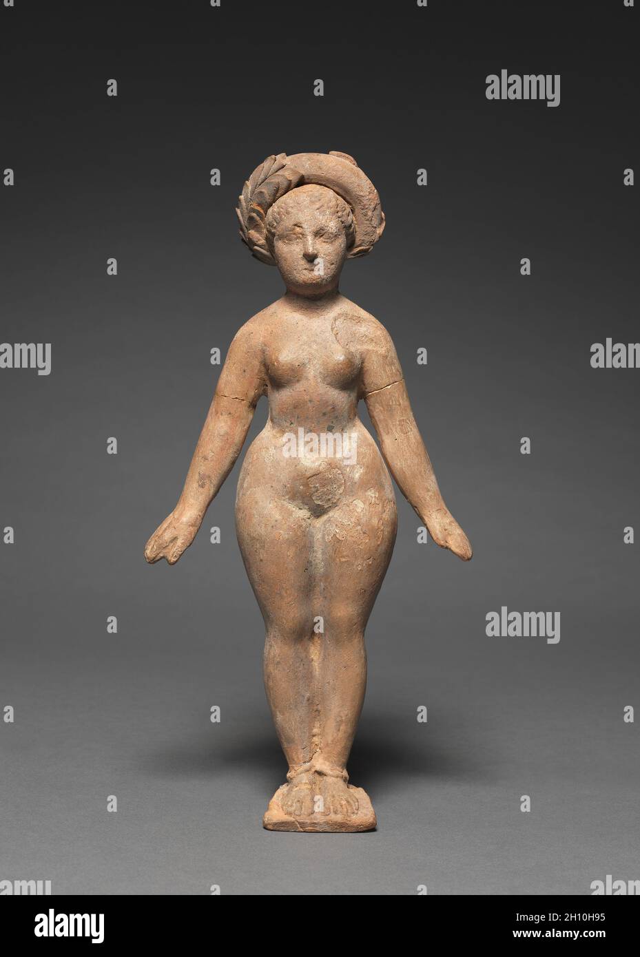 Fertilità Dea, ad 100 s. Pakistan, Gandhara, secondo quanto riferito Charsada, inizio del periodo di Kushan (i secolo-320). Terracotta; altezza: 26.7 cm (10 1/2 poll.). Foto Stock