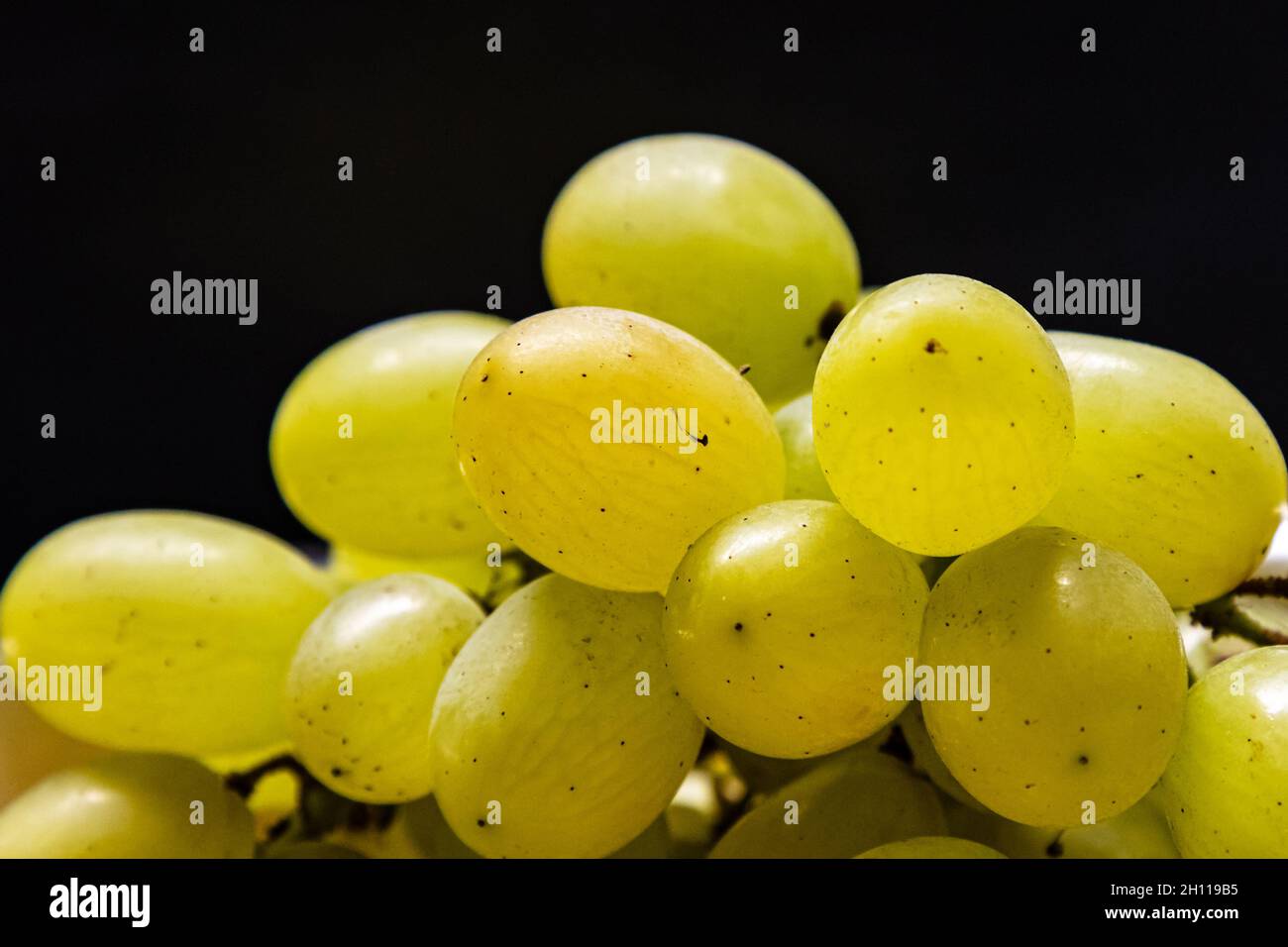 Uva verde fresca. Frutta e frutta. Cucina sana. Fotografia alimentare. Foto Stock