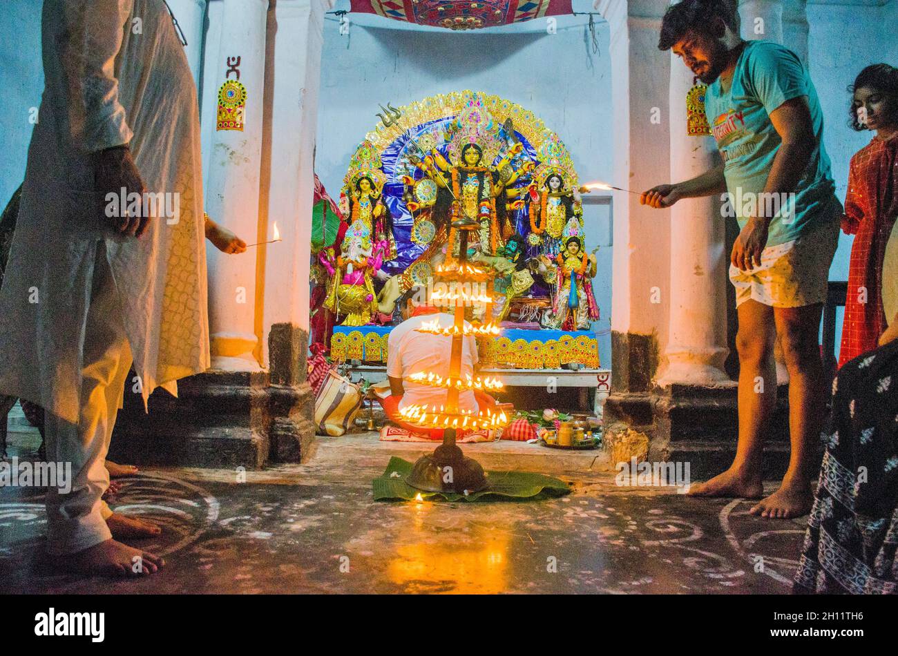 durga pujo sondhi pujo nella campagna occidentale bengala zaminars casa Foto Stock