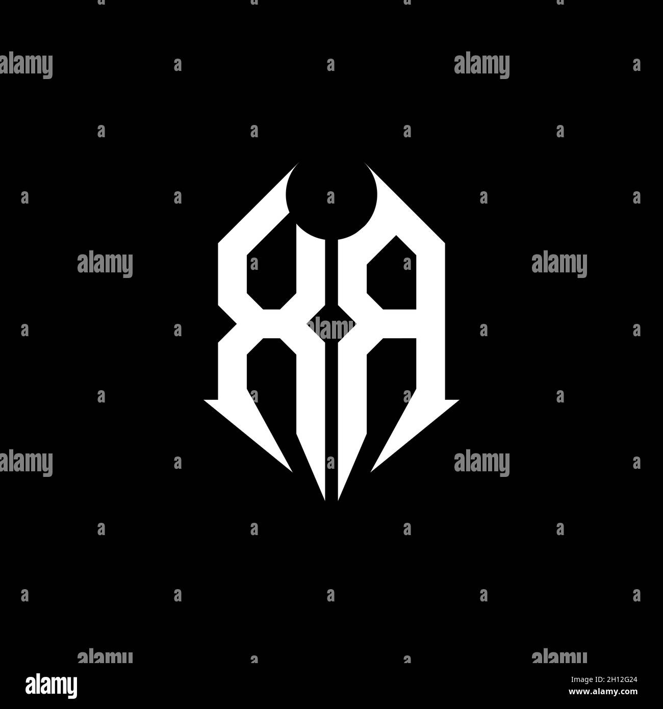 LETTERA del logo XR monogramma con modello di design in metallo su sfondo nero, scritta in metallo, lettera in metallo per musica e giochi. Illustrazione Vettoriale