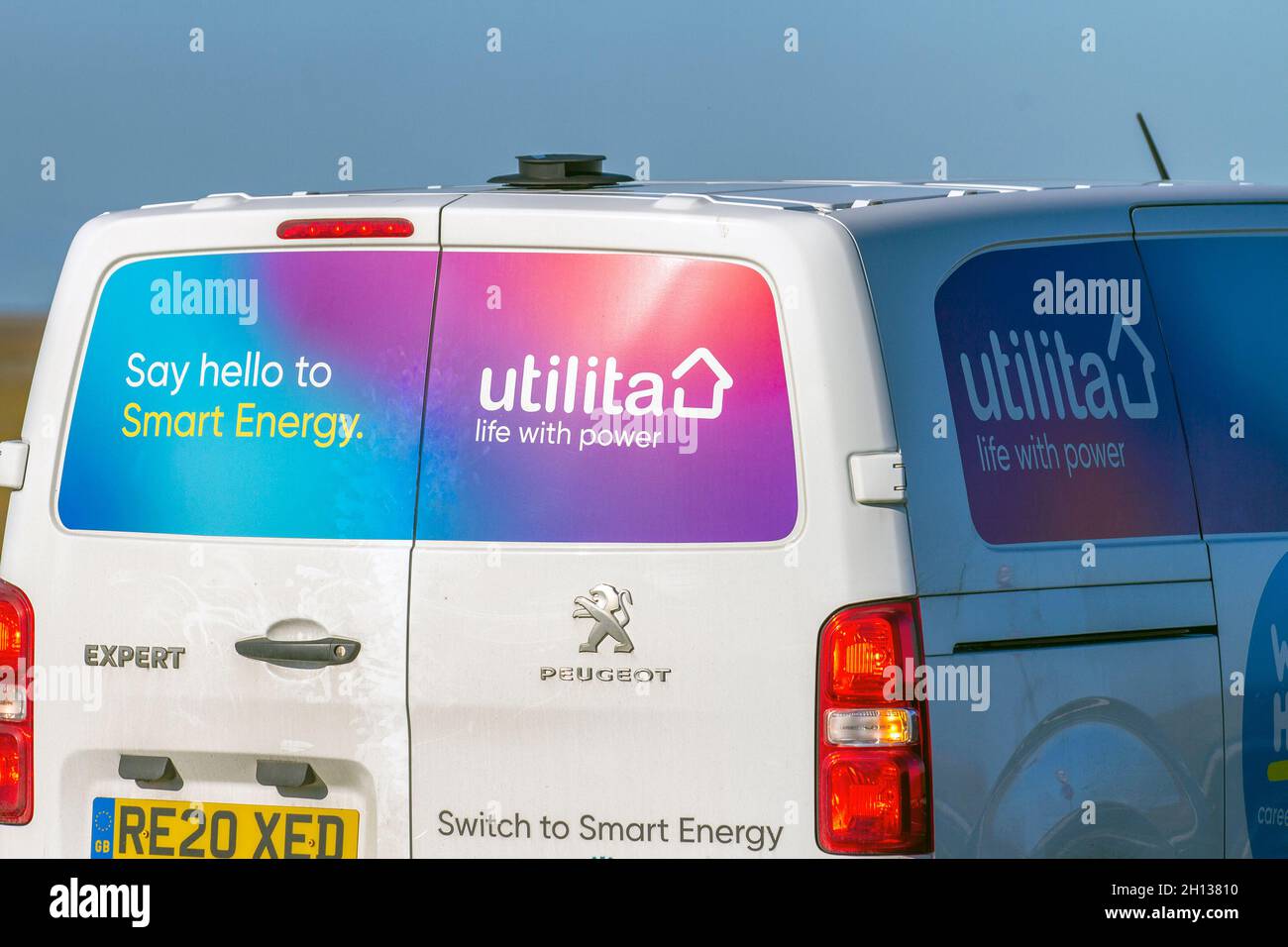 Utilita energia elettrica, fornitore intelligente di energia e gas, specializzato in Smart Pay as You Go Energy, furgone operativo a Southport, Regno Unito Foto Stock