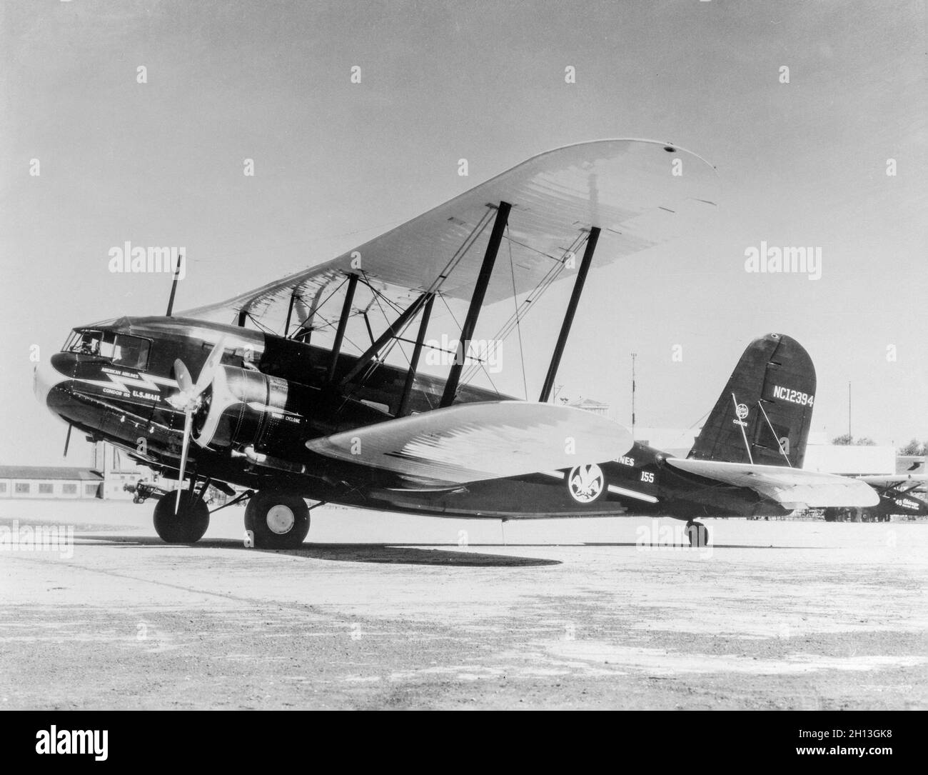 Una fotografia d'epoca del 1934 di un Curtiss AT-32B Condor Airliner, NC12394, appartenente a American Airlines. Questo velivolo si schiantò e fu cancellato il 27 settembre 1937. Foto Stock