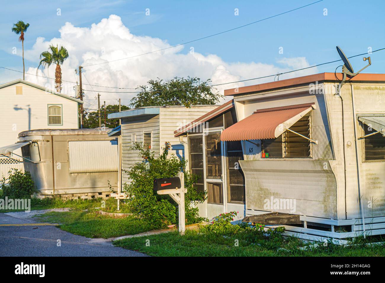 Florida,Saint St. Petersburg,Largo,Belleair Village Motel mobile trailer home Park,vecchia classe bassa a basso reddito Foto Stock