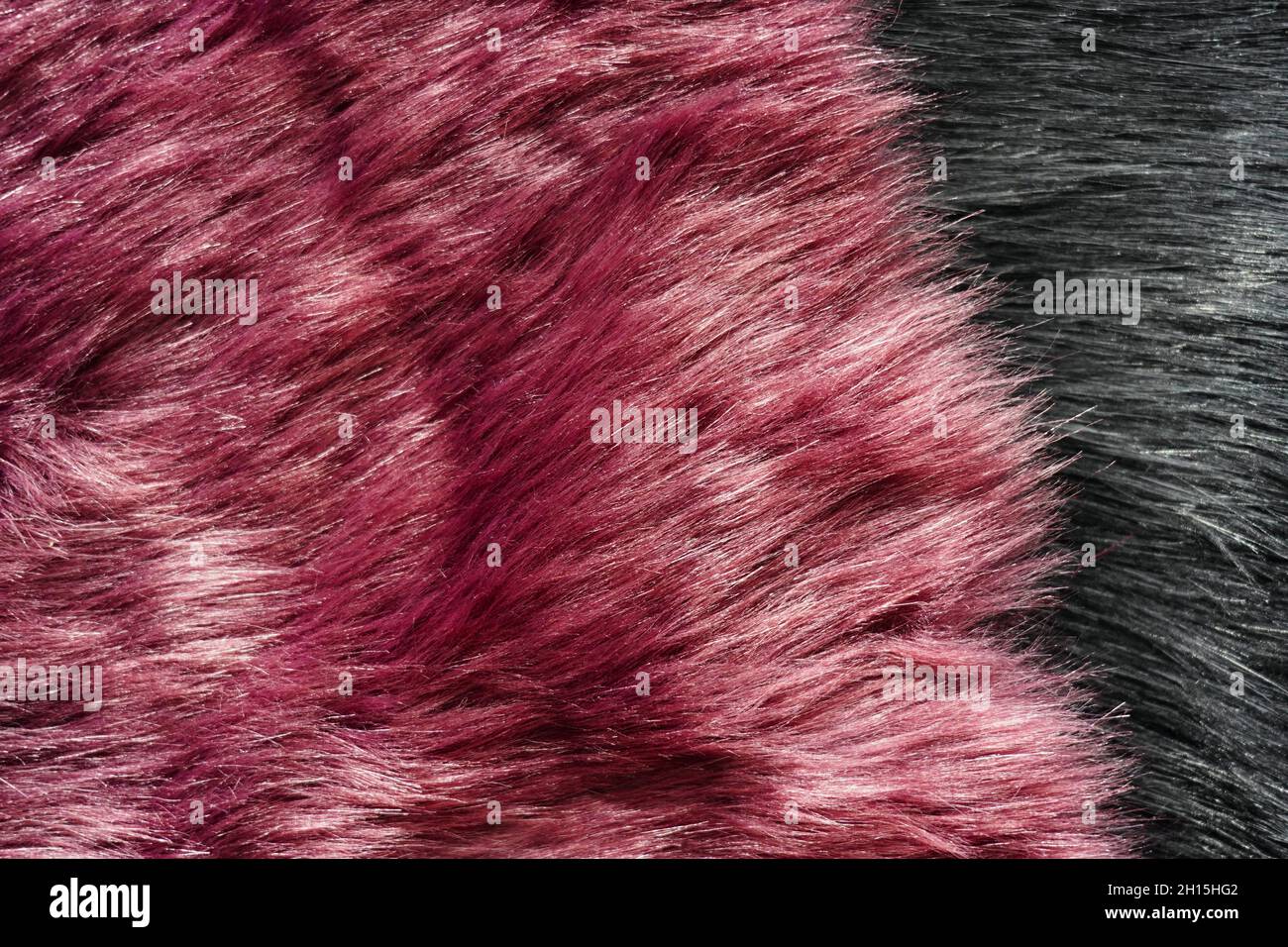 Sfondo rosa scuro finta immagini e fotografie stock ad alta risoluzione -  Alamy