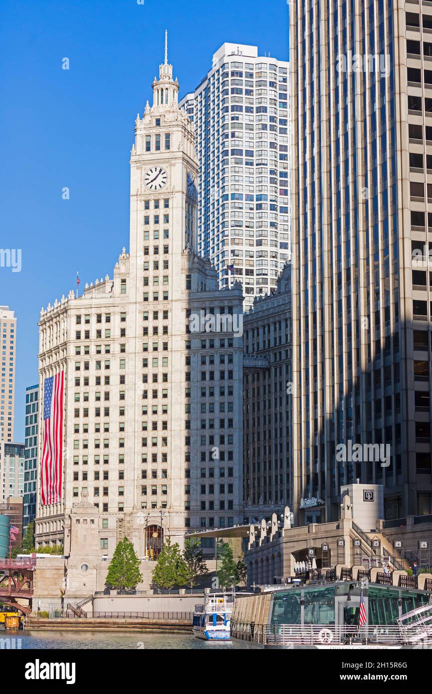 Wrigley Building sul fiume Chicago, Illinois Foto Stock