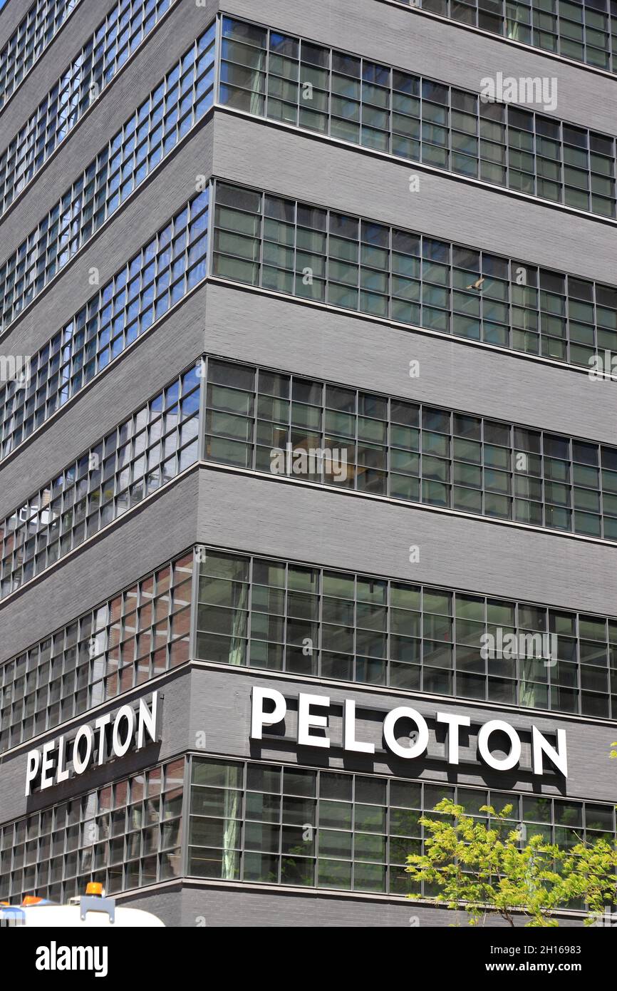 Sede centrale di Peloton Interactive Exercise Equipment Company.Midtown Manhattan.New York City.USA Foto Stock