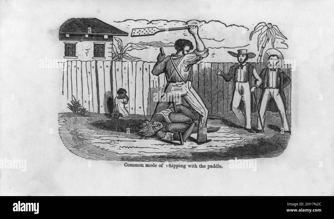 Illustrazione vintage del 1845 intitolata modalità comune di frusta con la  pala. Mostra un uomo afroamericano che viene battuto con una pagaia di  legno mentre legato in su. Due uomini bianchi stanno