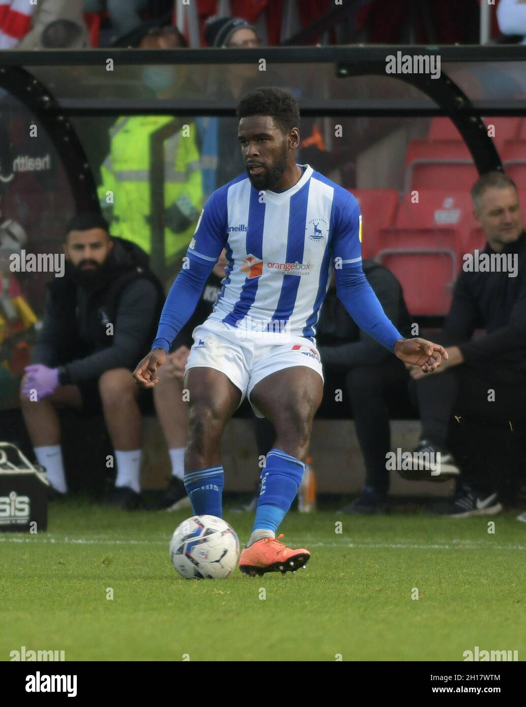 SALFORD, REGNO UNITO. 16 OTTOBRE Hartlepool United's Zaine Francis-Angol durante la partita Sky Bet League 2 tra Salford City e Hartlepool United a Moor Lane, Salford sabato 16 ottobre 2021. (Credit: Scott Llewellyn | MI News) Foto Stock