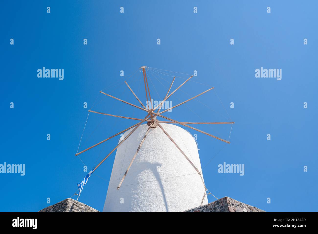 Paesaggi e gli edifici architettonici nel villaggio di Oia a Santorini Island in Grecia Foto Stock