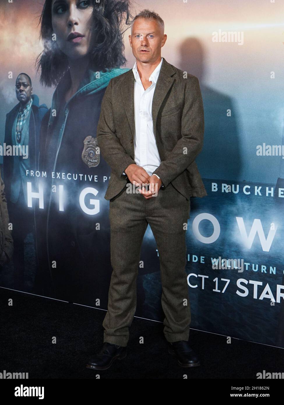 WEST HOLLYWOOD, LOS ANGELES, CALIFORNIA, USA - OTTOBRE 16: L'attore James Badge Dale arriva al Los Angeles Special Screening della 'Hightown' Season 2 di STARZ che si tiene presso il Pacific Design Center il 16 Ottobre 2021 a West Hollywood, Los Angeles, California, Stati Uniti. (Foto di NOx Yang/Image Press Agency/Sipa USA) Foto Stock