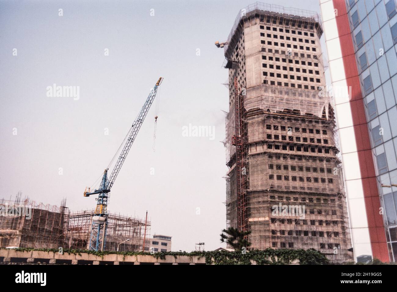 Un grattacielo in costruzione nel centro di Pechino, Cina. Foto Stock