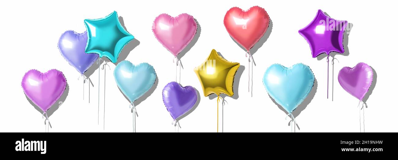 Palloncini colorati con lamina d'aria, isolati su sfondo bianco. Concetto di festa d'amore. Minimo sfondo di festa. Foto Stock