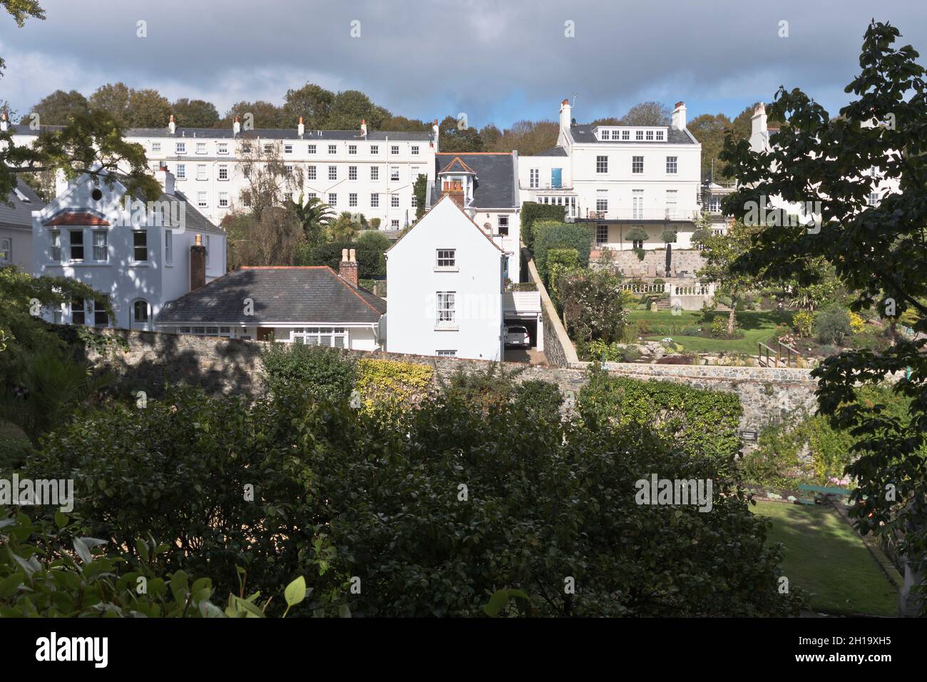 dh Houses ST PETER PORT GUERNSEY House retro giardini proprietà Foto Stock