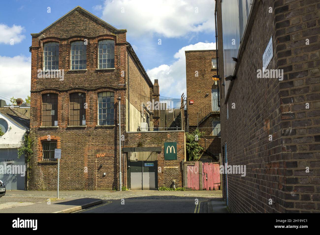 Edificio abbandonato a Portsmouth, Regno Unito Foto Stock