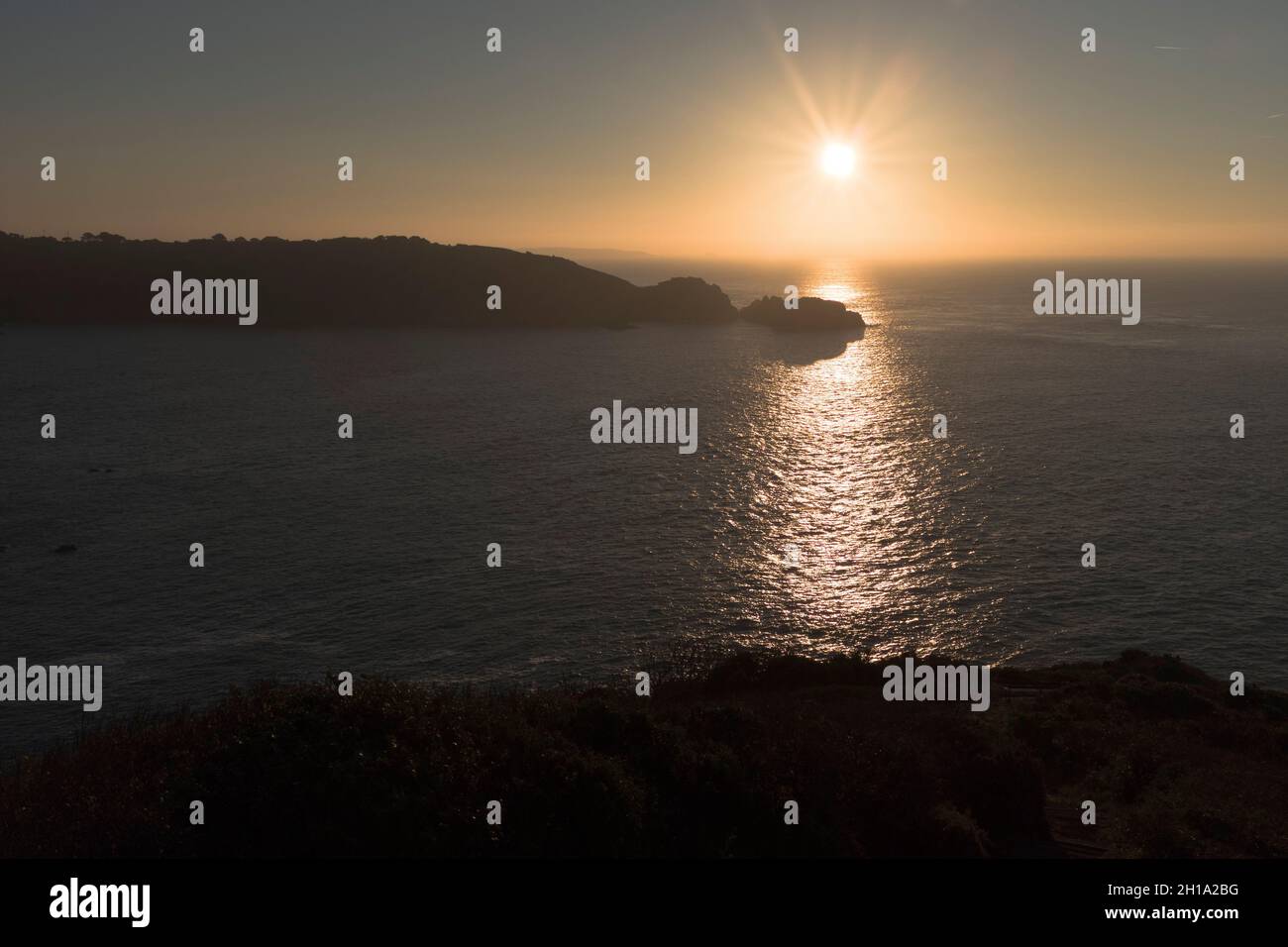 dh Jerbourg punto ST MARTIN GUERNSEY alba mattina presto sopra Saint Martins costa sud-est mare alba costa Foto Stock