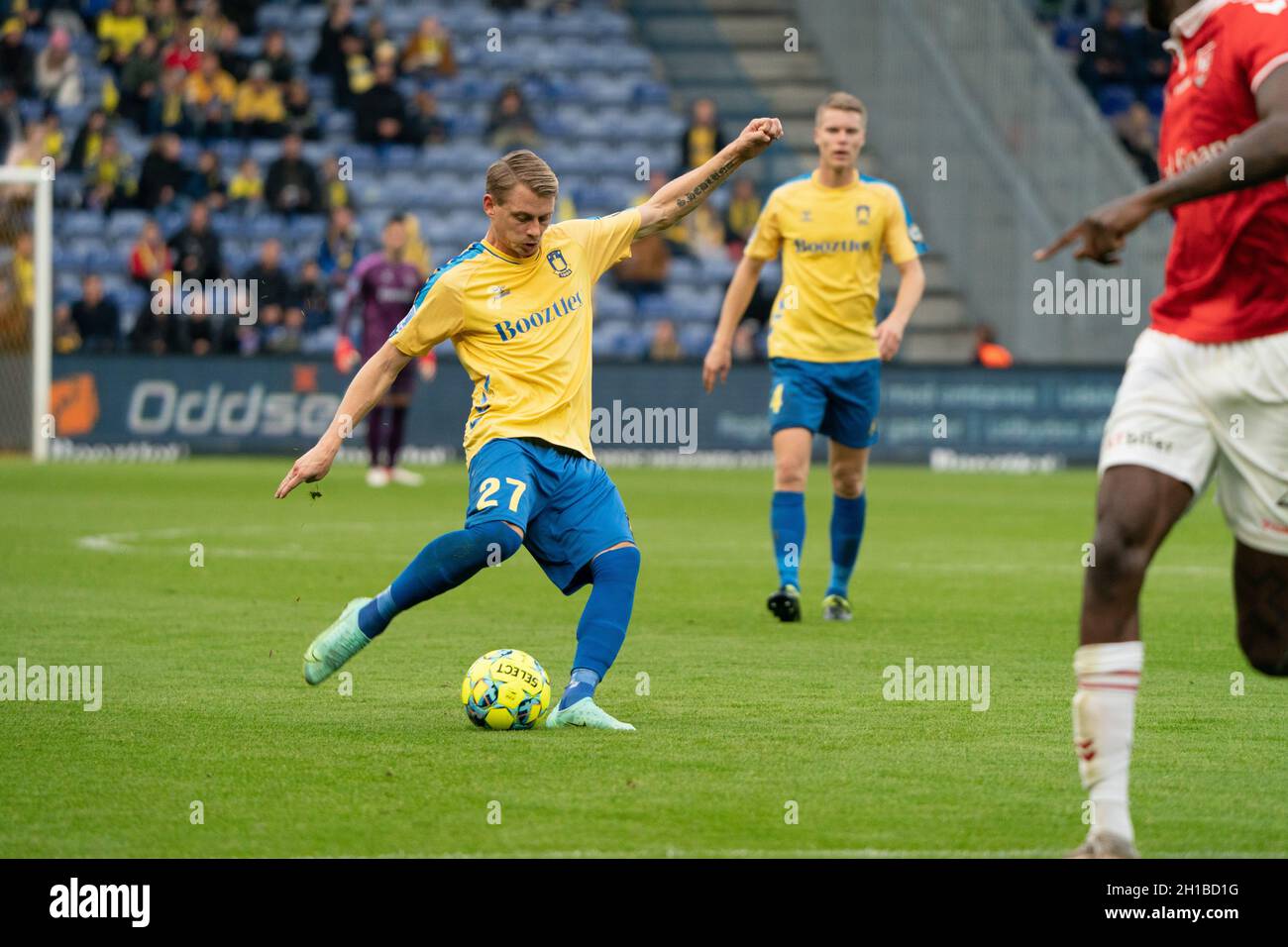 Brondby, Danimarca. , . Simon Hedlund (27) di Broendby SE visto durante la 3F Superliga partita tra Broendby IF e Vejle Boldklub al Brondby Stadion. (Photo Credit: Gonzales Photo/Alamy Live News Foto Stock