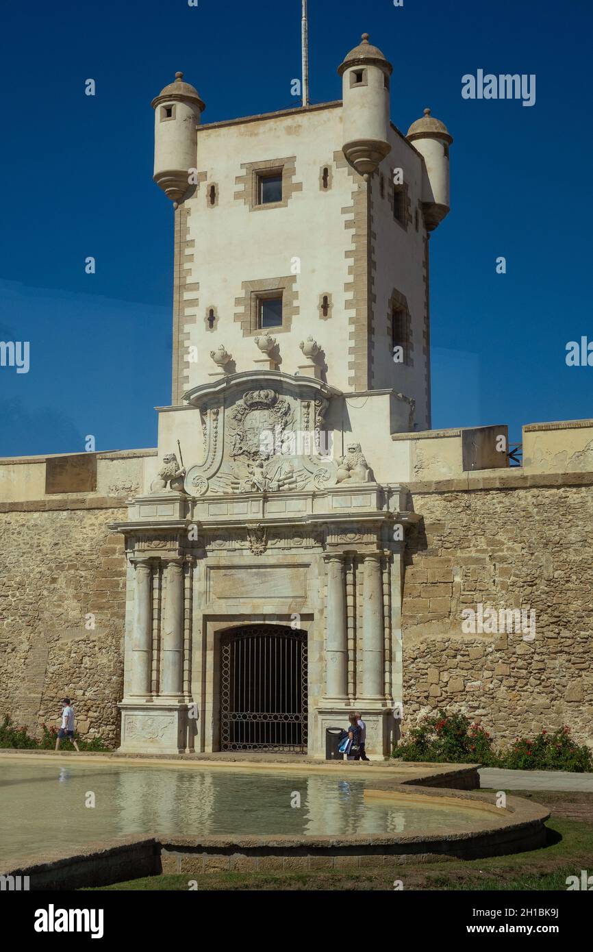 Spagna, Andalusia, Cadice, Puerta de Tierra Foto Stock