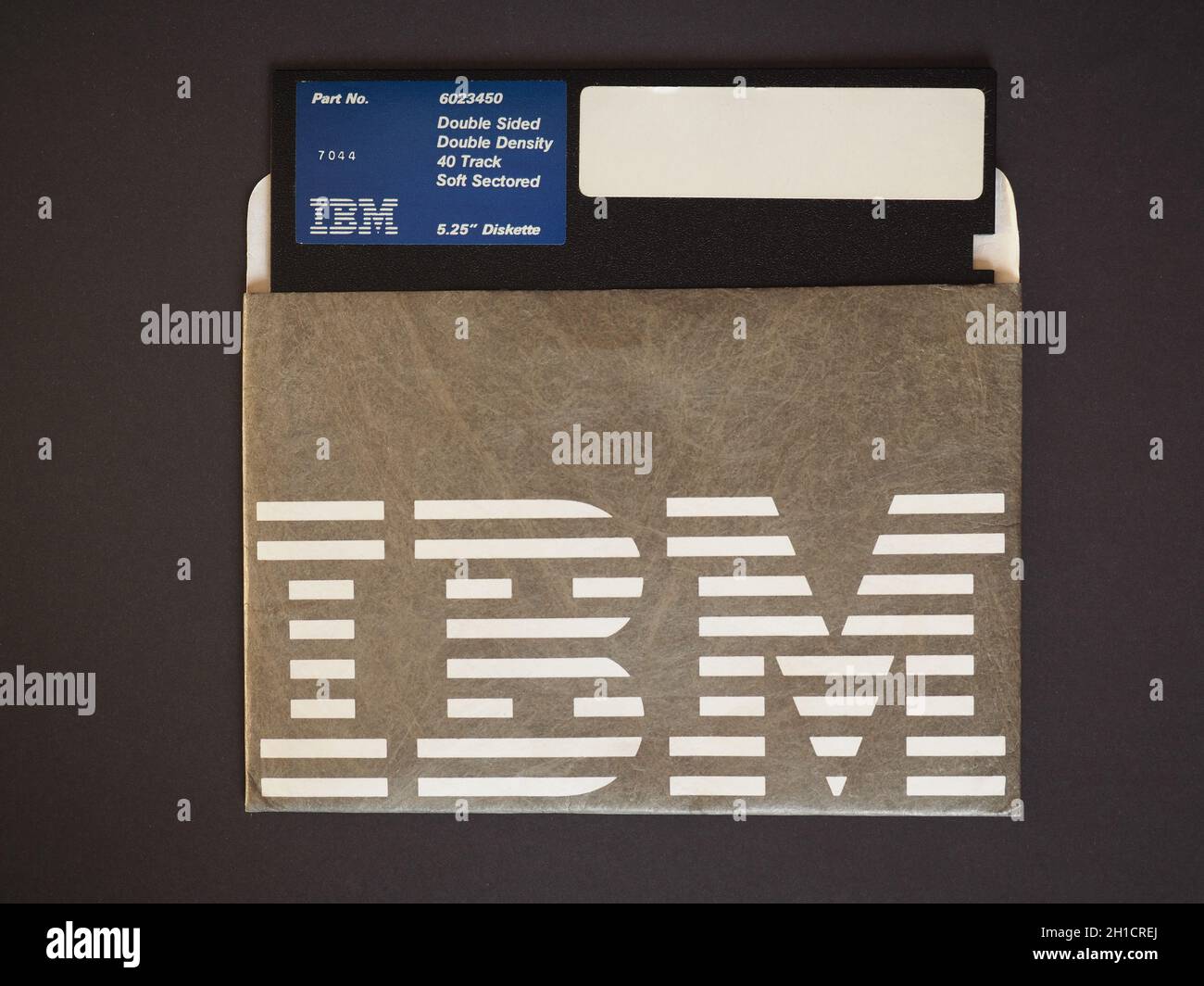 NEW YORK, USA - CIRCA FEBBRAIO 2020: FLOPPY DISK IBM Foto Stock