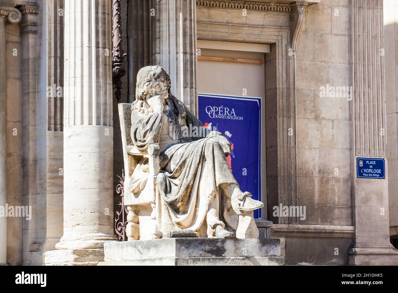 AVIGNONE - MARZO, 2018: Teatro dell'Opera Grand Avignon a Place de l'Horloge ad Avignone, Francia Foto Stock
