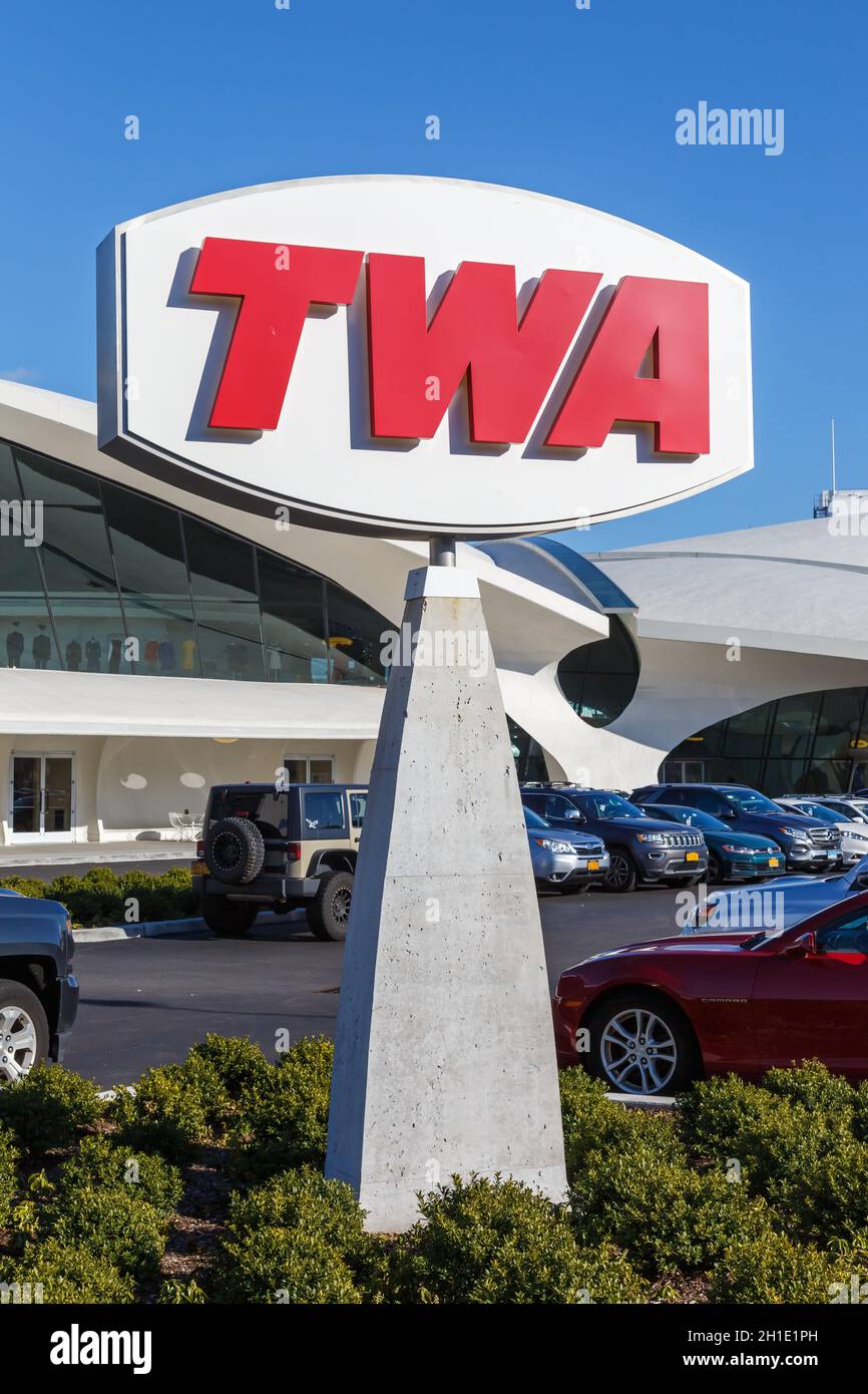 New York City, New York – 27 febbraio 2020: Terminal TWA Logo Hotel presso l'aeroporto JFK di New York (JFK). Foto Stock