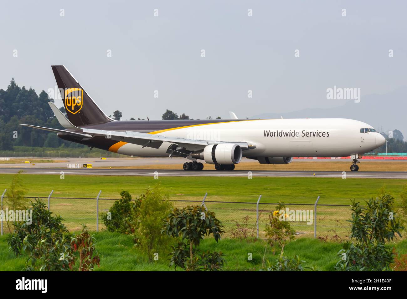 Bogota, Colombia – 30 gennaio 2019: UPS United Parcel Service 767-300F aereo all'aeroporto di Bogota (BOG) in Colombia. Boeing è un aereo americano m Foto Stock