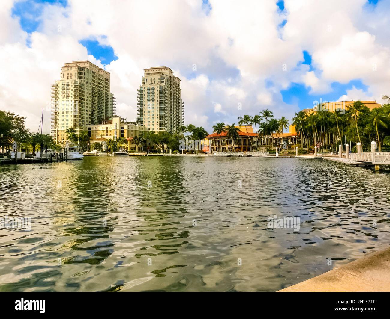 Fort Lauderdale - 11 dicembre 2019: parco e museo lungo i canali di Fort Lauderdale, Florida. Foto Stock