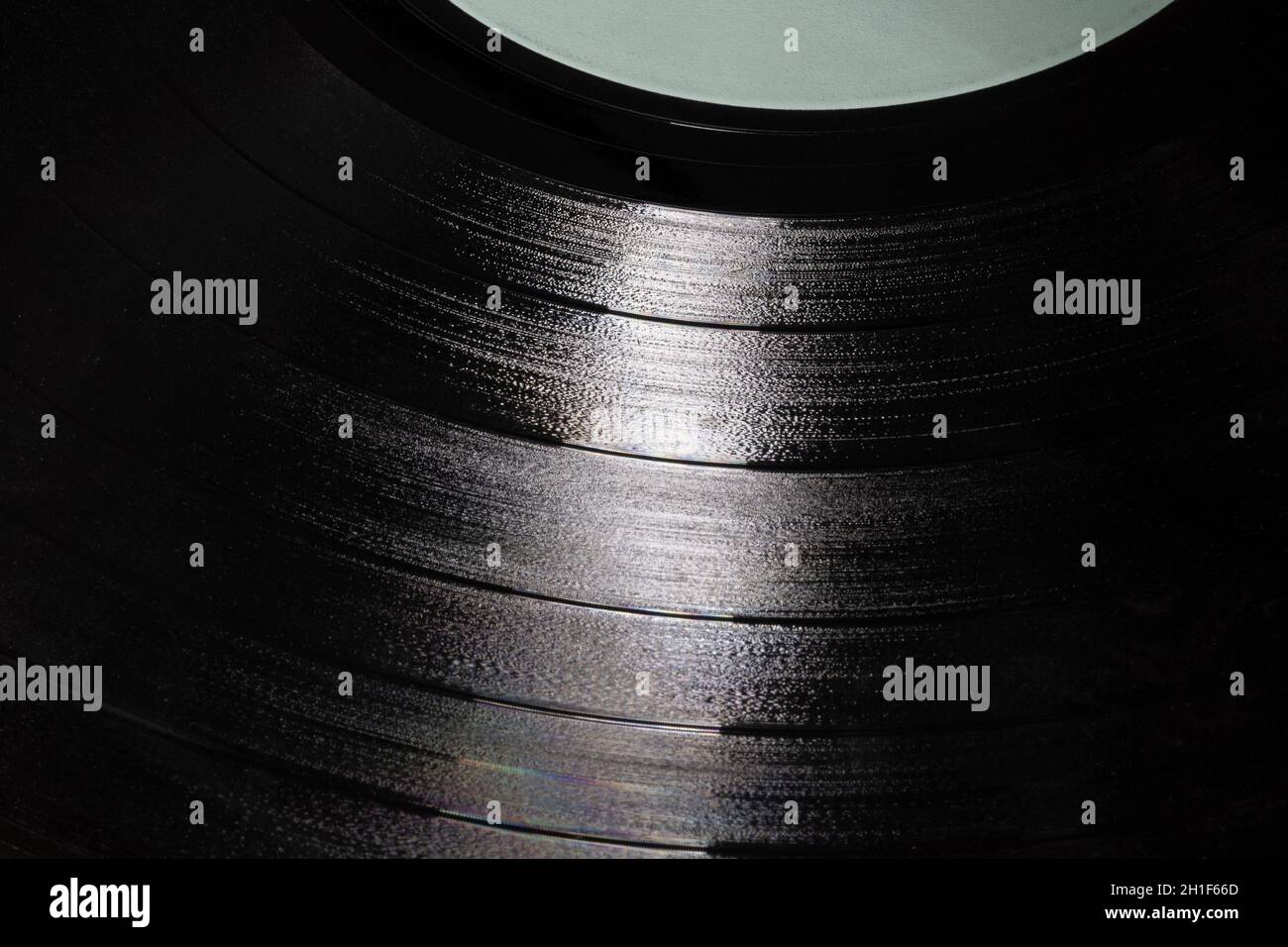 Dischi in vinile LP per lo sfondo musicale. I dischi di lunga durata erano il medium standard musicale fino alla fine del XX secolo. Foto Stock