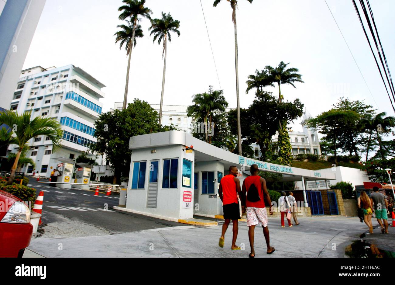 salvador, bahia / brasile - 6 dicembre 2016: Facciata dell'ospedale spagnolo nel distretto di barra in Salvador. Il posto è in difficoltà a causa di questioni legali. Foto Stock