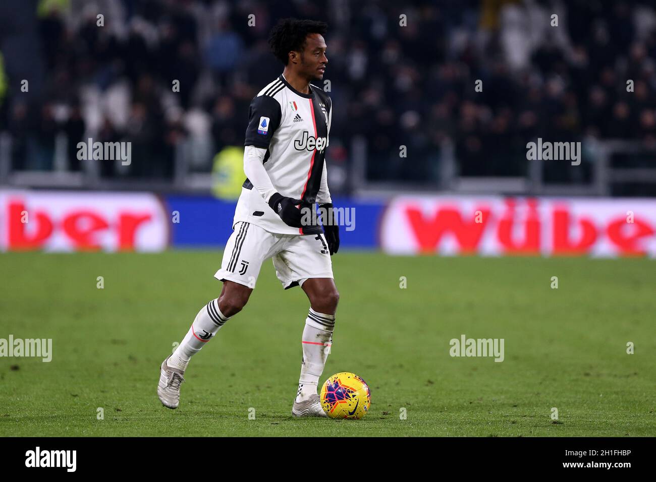 Pantalon Short De Match Juventus F.C. M.W, Porté Non Lavé, Numéro 7 J. Cuadrado