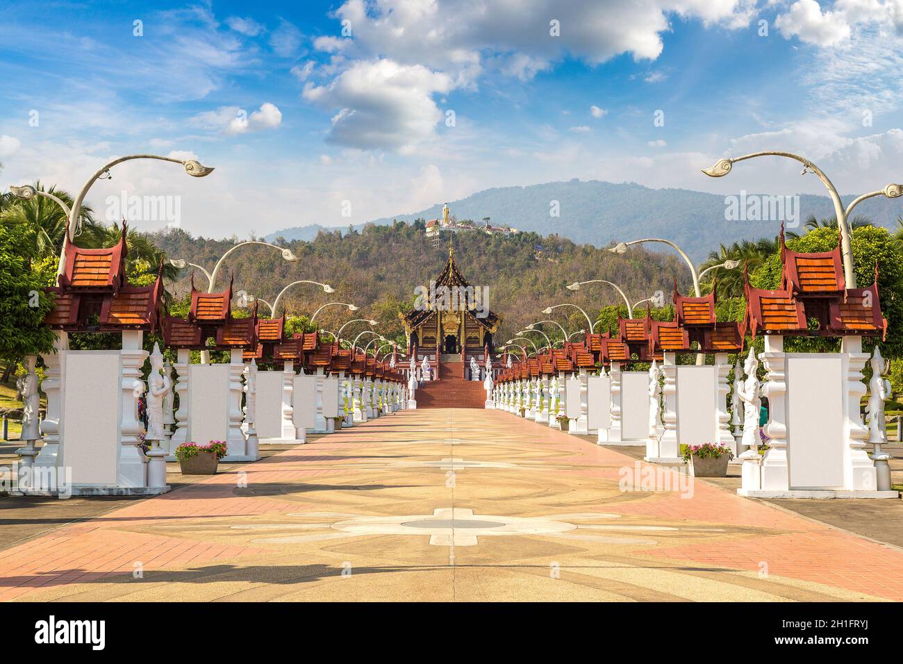 Il Royal Ratchaphruek Park a Chiang mai, Thailandia in una giornata estiva Foto Stock