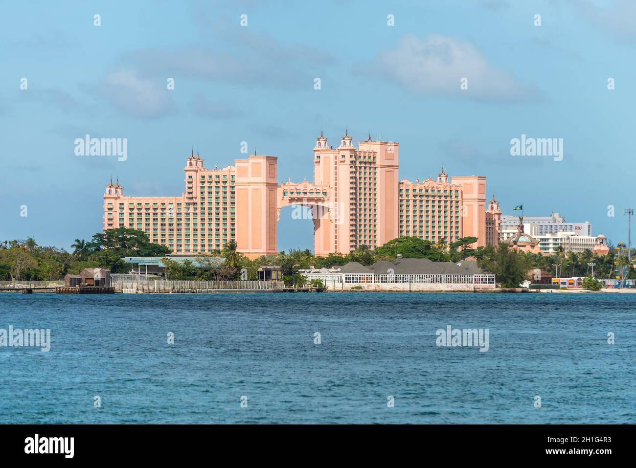 Nassau, Bahamas - 3 maggio 2019: Atlantis Paradise Island resort, situato nelle Bahamas . Il residence ha costato 800 milioni di dollari per dare vita al mito An Foto Stock