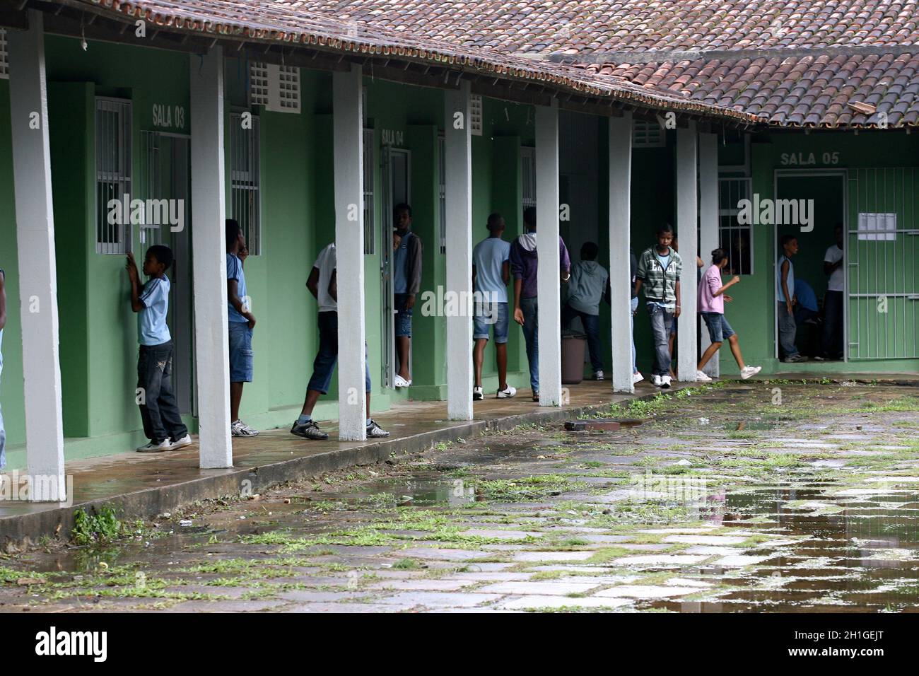 ilheus, bahia / brasile - 26 luglio 2011: Gli studenti delle scuole pubbliche sono visti nei patii delle scuole nella città di Ilheus. Foto Stock
