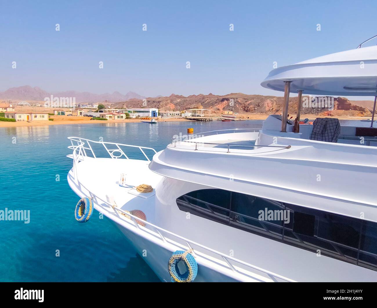 Barche da diporto nel porto per la crociera al Parco Nazionale di Ras Mohammed Foto Stock