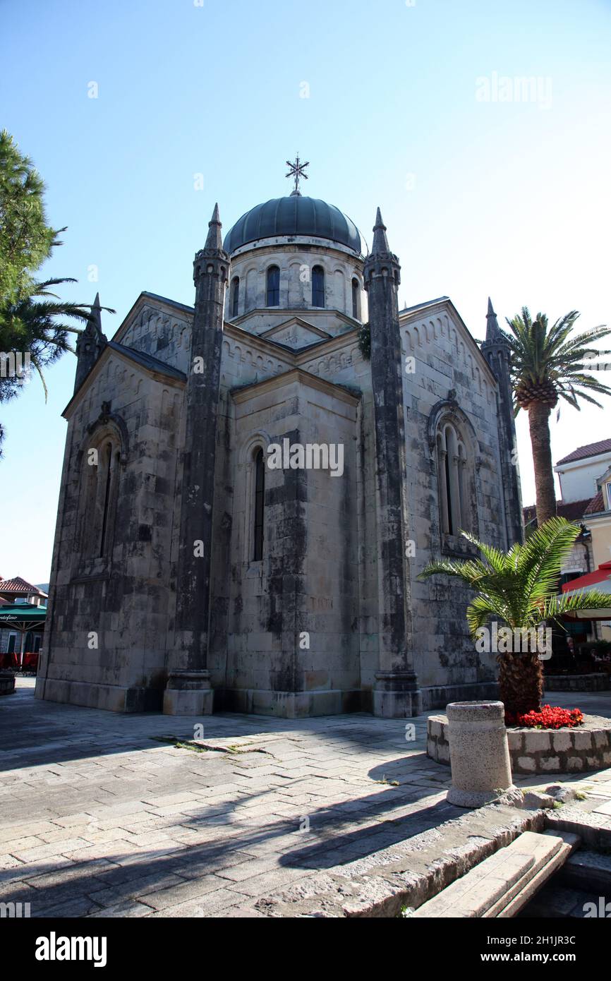 Ortodossa di San Michele Arcangelo nella centrale piazza Belavista, Herceg Novi, Montenegro Foto Stock