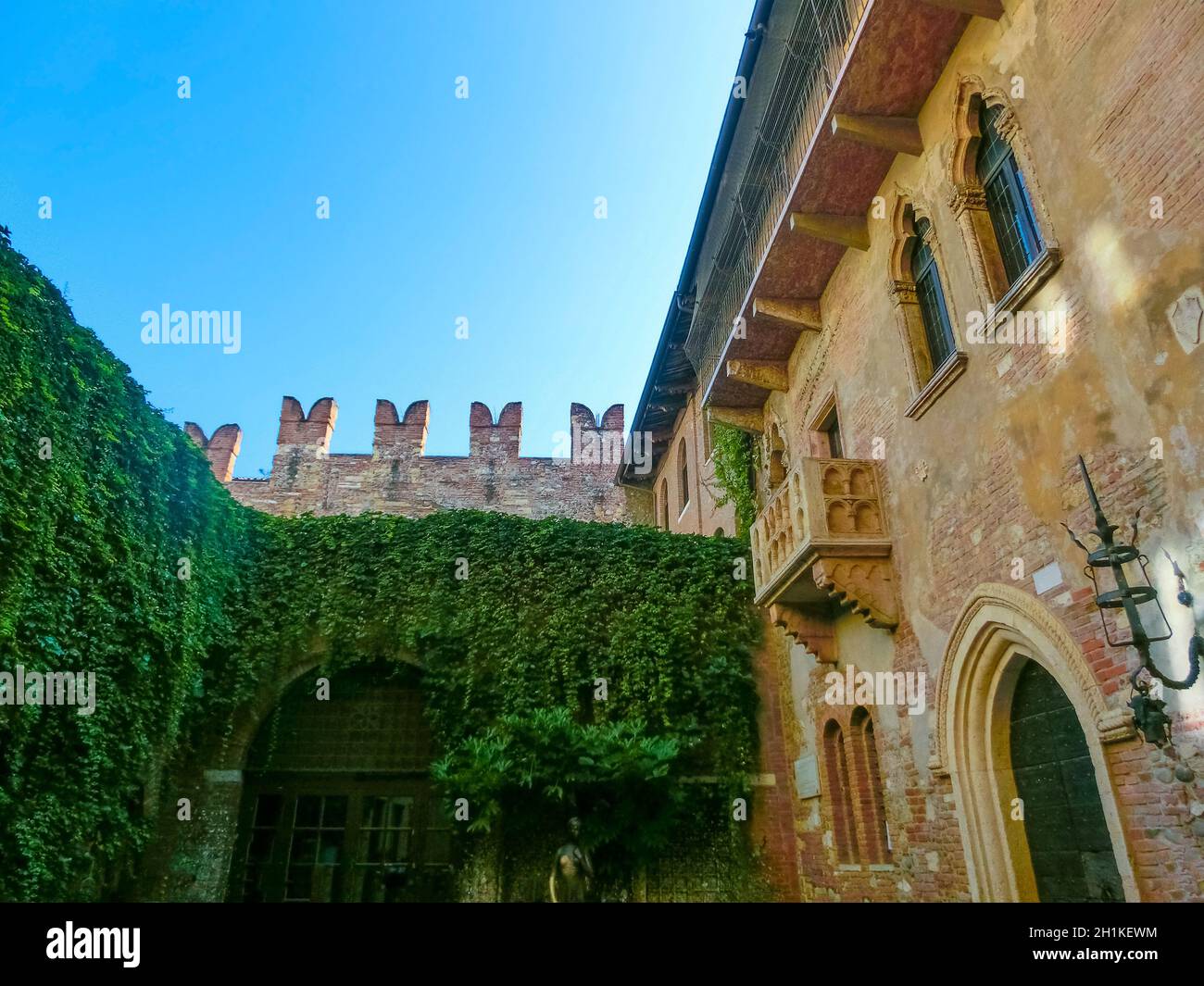 Verona, Italia - 22 Settembre 2014: il famoso balcone di Giulietta e Romeo a Verona, Italia Foto Stock