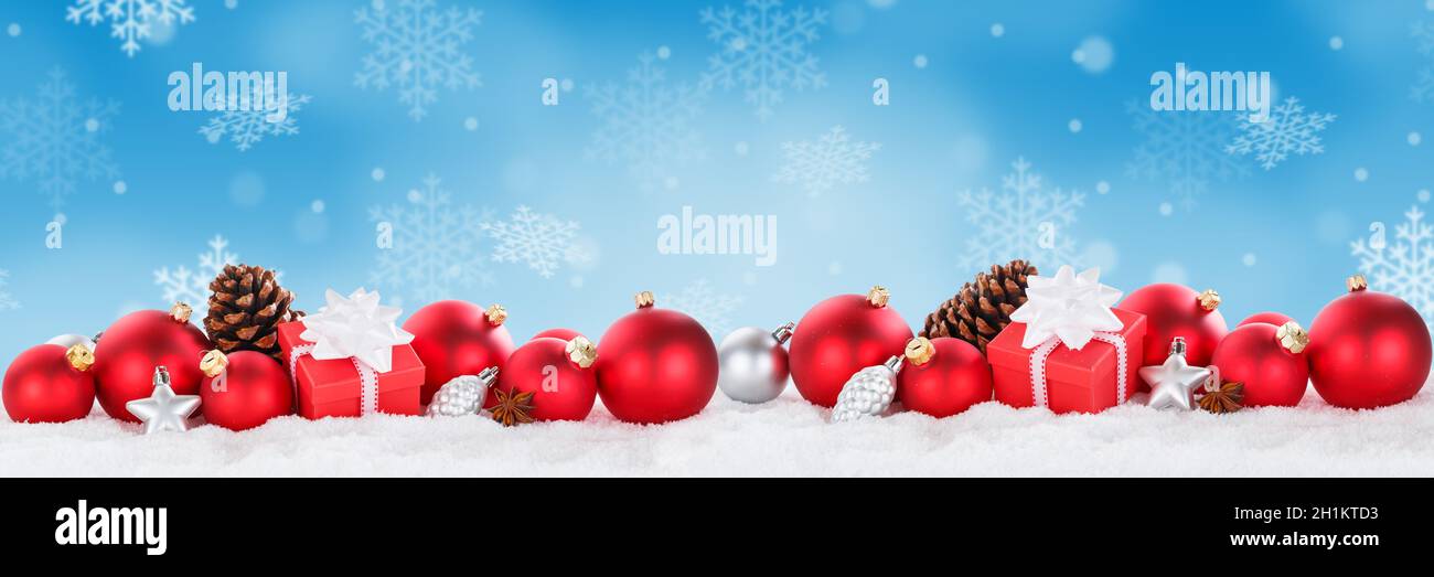 Palline di Natale banner baubles con copyspace copia spazio decorazione regali presenta ornamenti sfondo Foto Stock