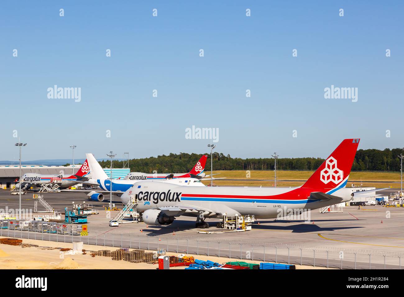 Findel, Lussemburgo - 24 giugno 2020: Aerei Cargolux Boeing 747-8F all'aeroporto di Findel (LUX) in Lussemburgo. Boeing è una produzione americana di aeromobili Foto Stock