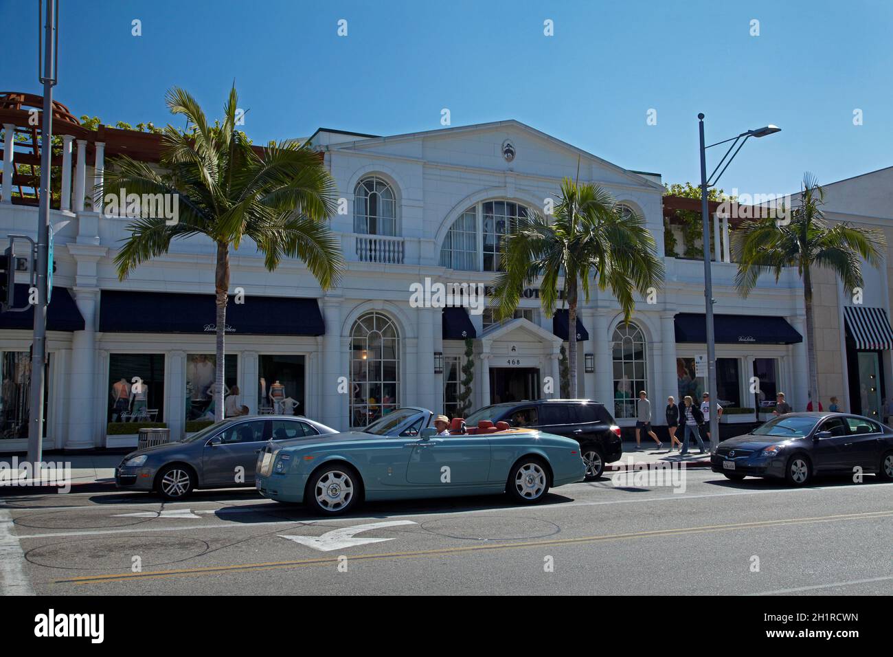 Rolls Royce convertibile su Rodeo Drive, Beverly Hills, Los Angeles, California, USA. Foto Stock