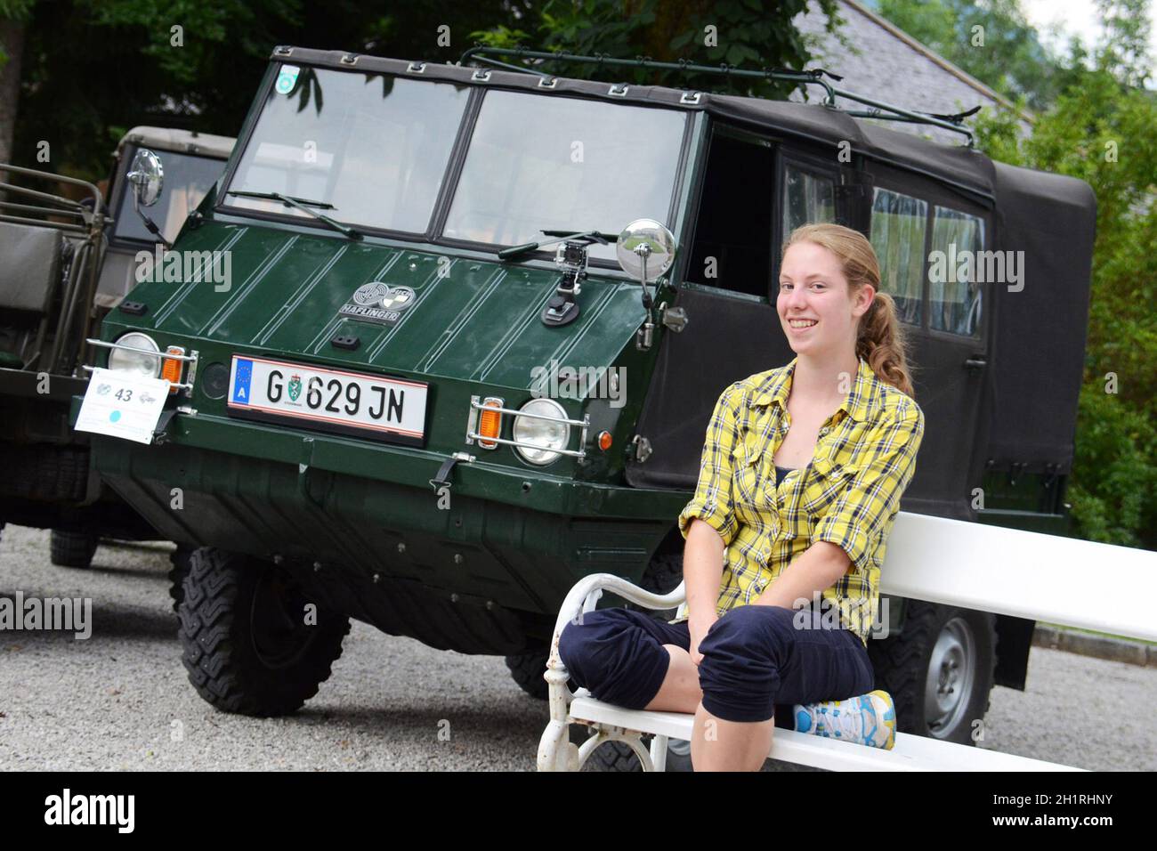 Treffen von Steyr-Puch Haflinger Geländewagen a Bad Ischl, Österreich, Europa - incontro dei veicoli fuoristrada Steyr-Puch Haflinger a Bad Ischl, Austr Foto Stock