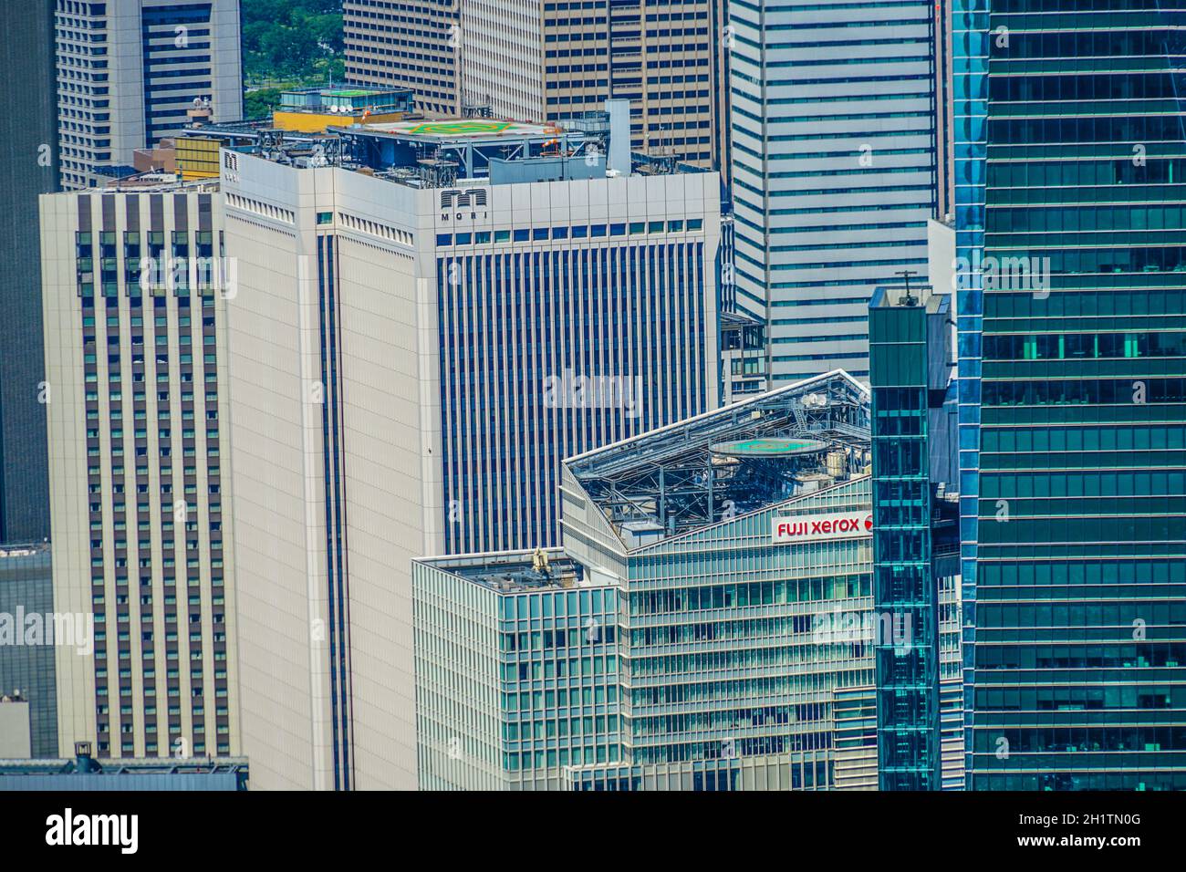 Paesaggio urbano dalla piattaforma di osservazione delle colline di Roppongi. Luogo di ripresa: Area metropolitana di Tokyo Foto Stock