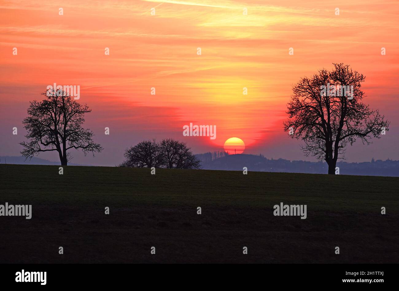 Sonnenuntergang in Kirchham bei Gmunden, Österreich, Europa - Tramonto a Kirchham vicino a Gmunden, Austria, Europa Foto Stock