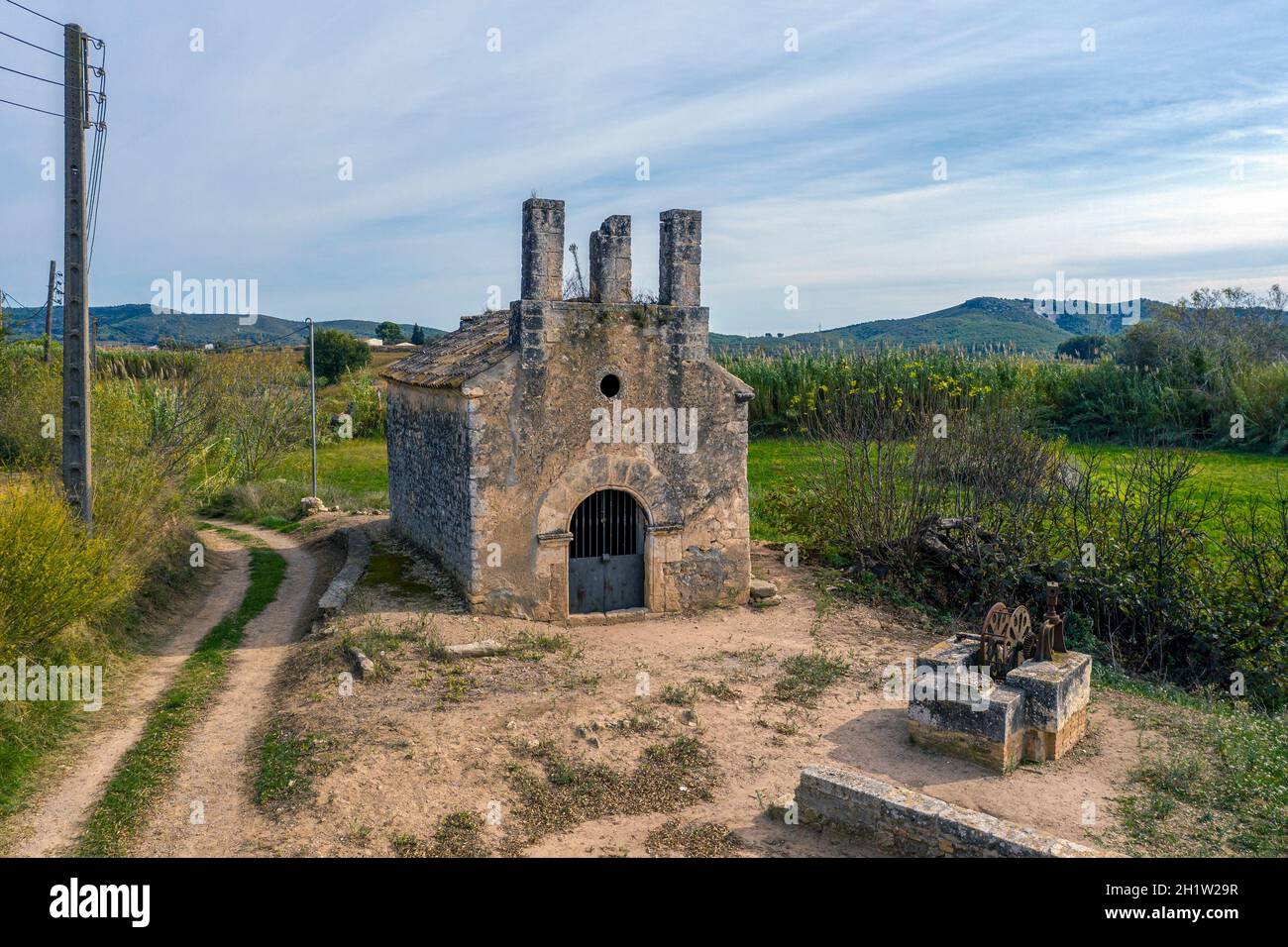 Capella de Santa Maria dels Horts, comune di Vilafranca del Penedes, un patrimonio culturale di interesse locale, risalente al 10 ° secolo. Spagna Foto Stock
