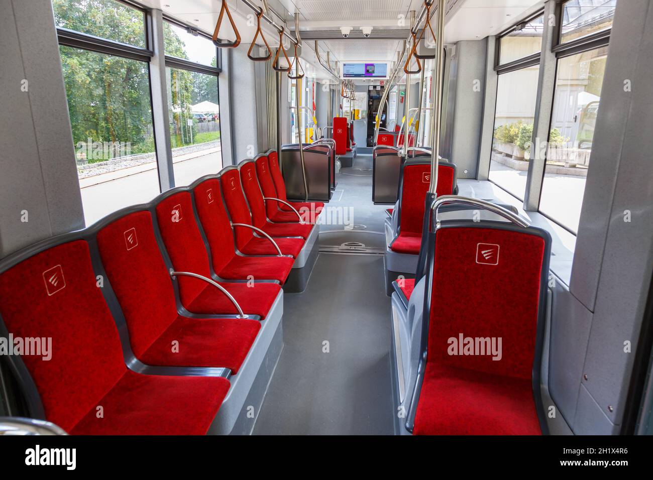 Fulpmes, Austria - 1 agosto 2020: Stubaitalbahn Innsbruck Tram interno in Austria. Foto Stock