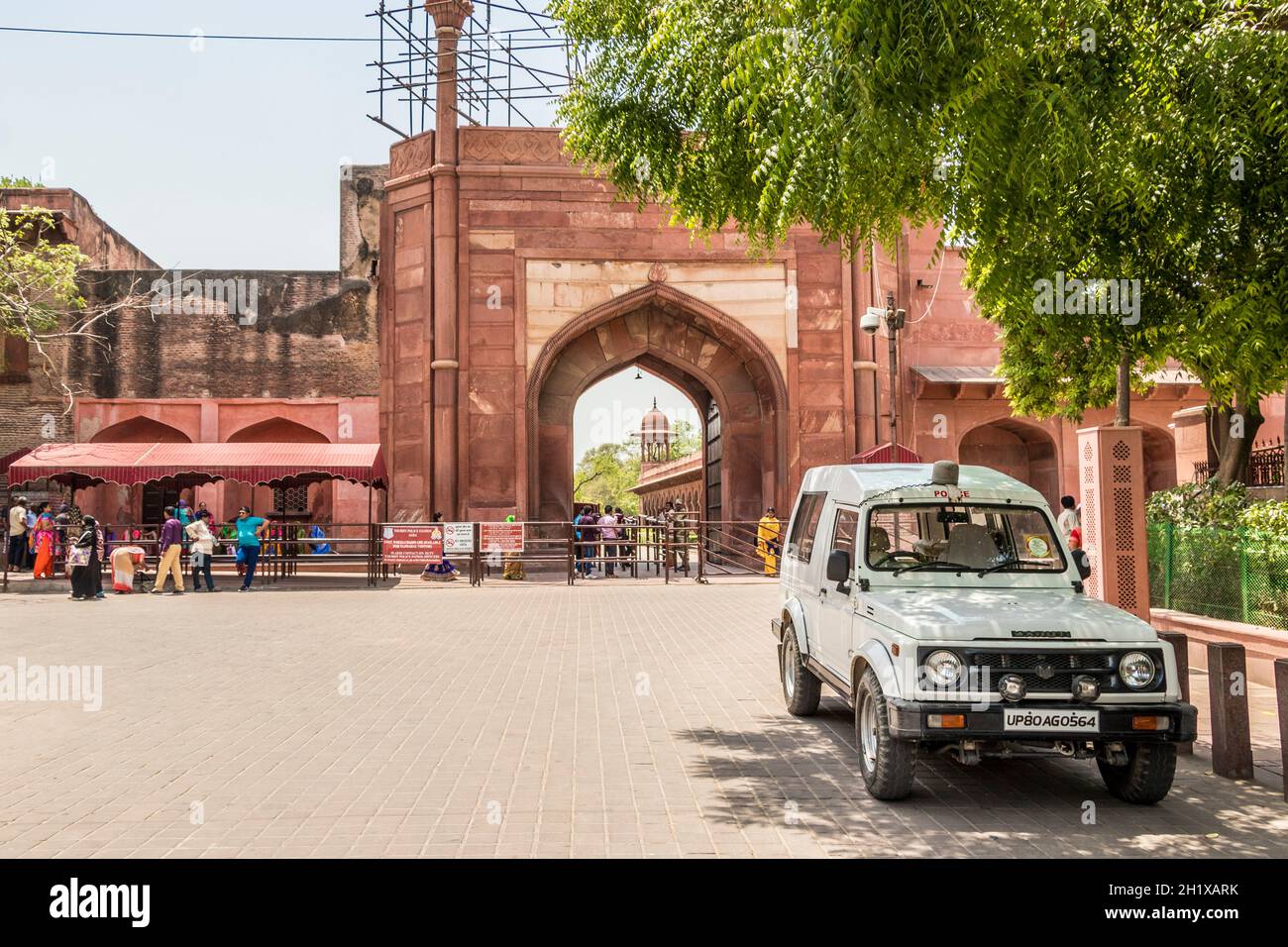 Taj Mahal porta orientale. Ingresso al Taj Mahal ad Agra, Uttar Pradesh, India. Foto Stock