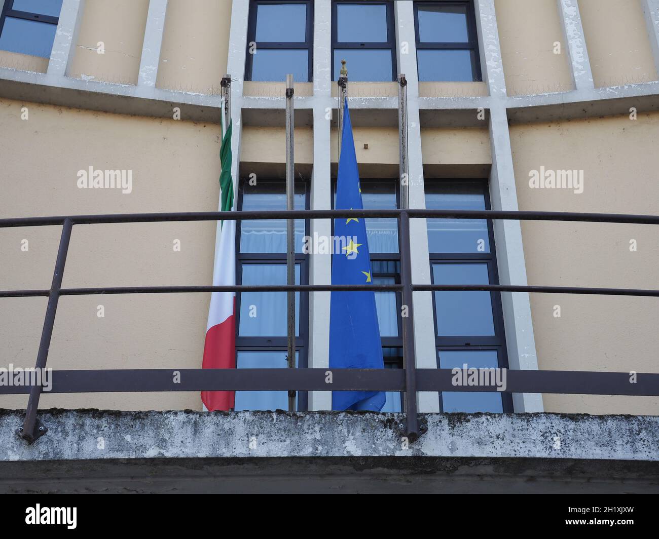 SAN MAURO, ITALIA - CIRCA LUGLIO 2021: Scuola elementare Nino Costa Foto Stock