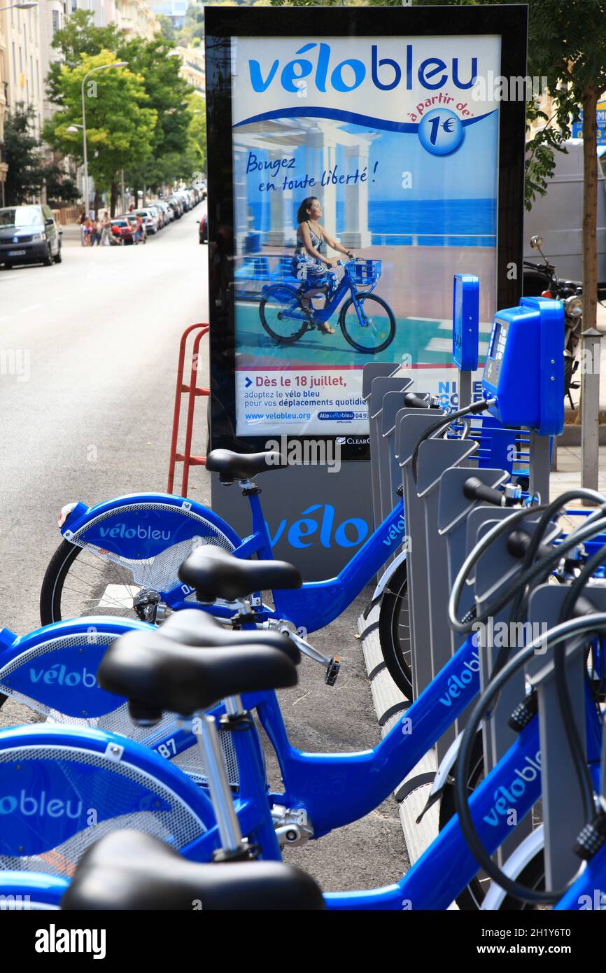 FRANCIA ALPES-MARITIMES (06) NIZZA. BICICLETTA BLU A NOLEGGIO, VELIB Foto Stock